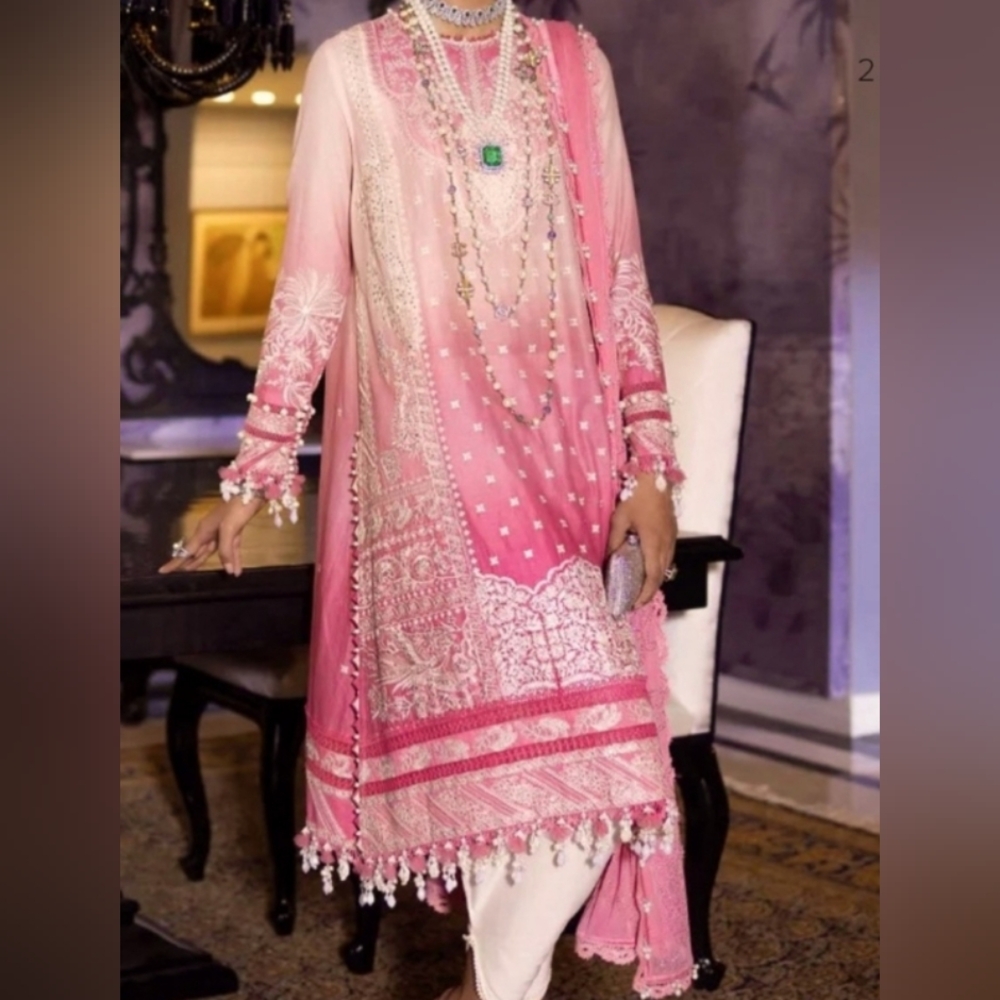 Elegant Pink Embroidered Women's Kurta Set